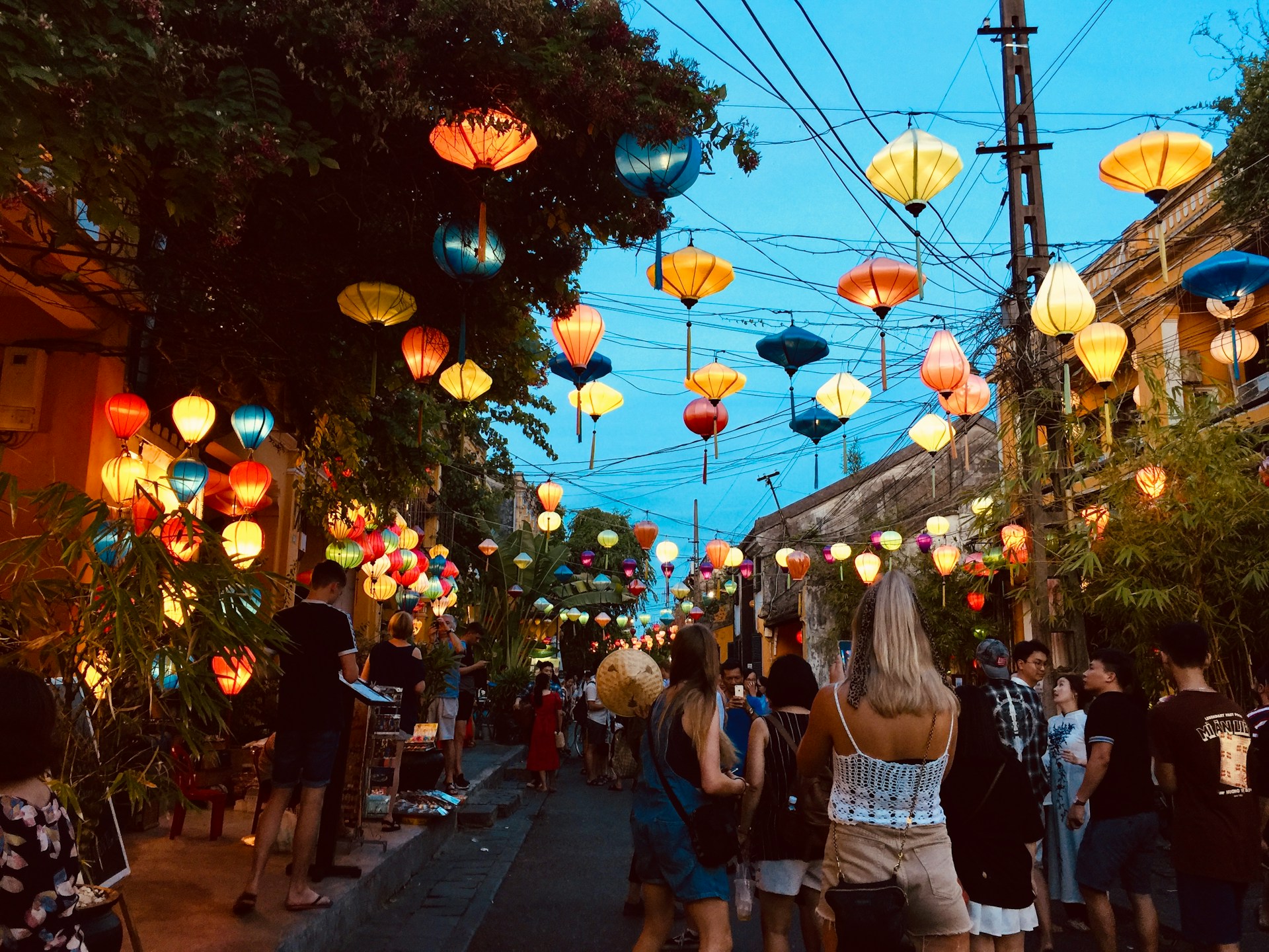 How to Experience the Lantern Festival in Hoi An