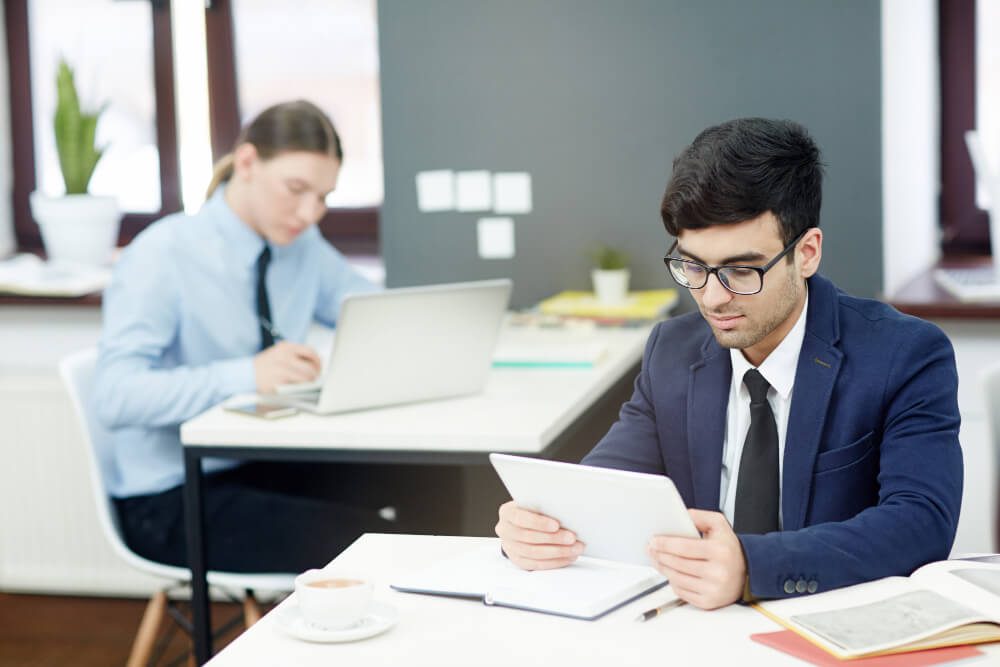 How to Choose the Right Tax Consultant in Houston 